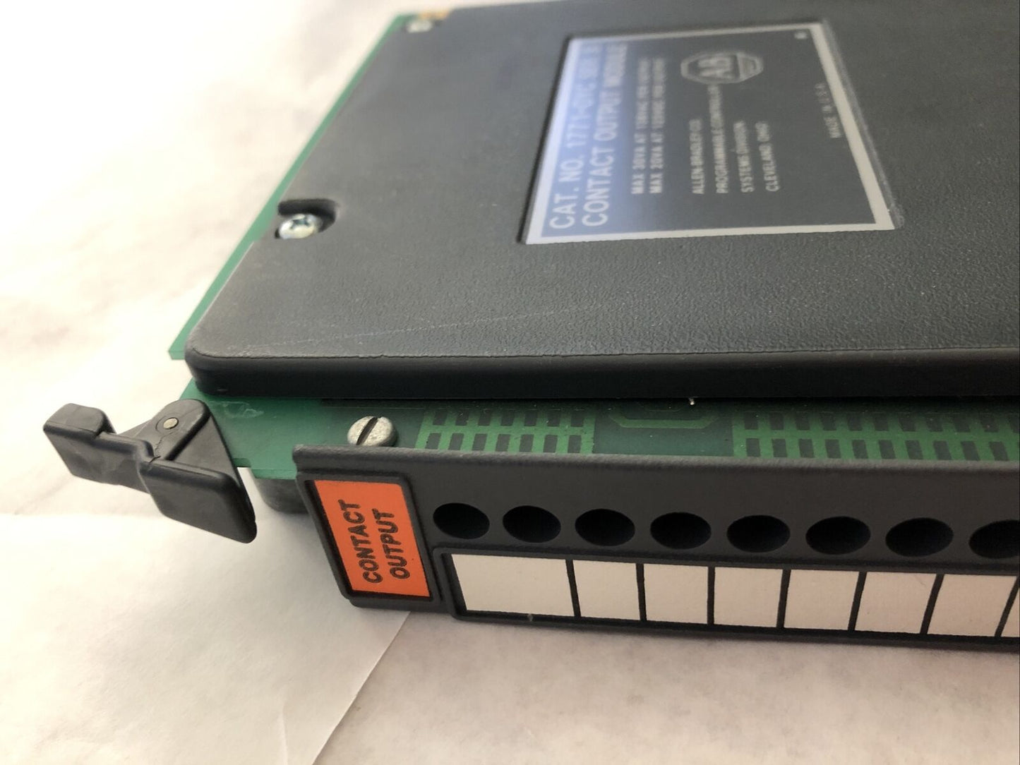 New Old A-B Allen Bradley 1771-Oyc Contact Output Module 1771-0Yc,Dc