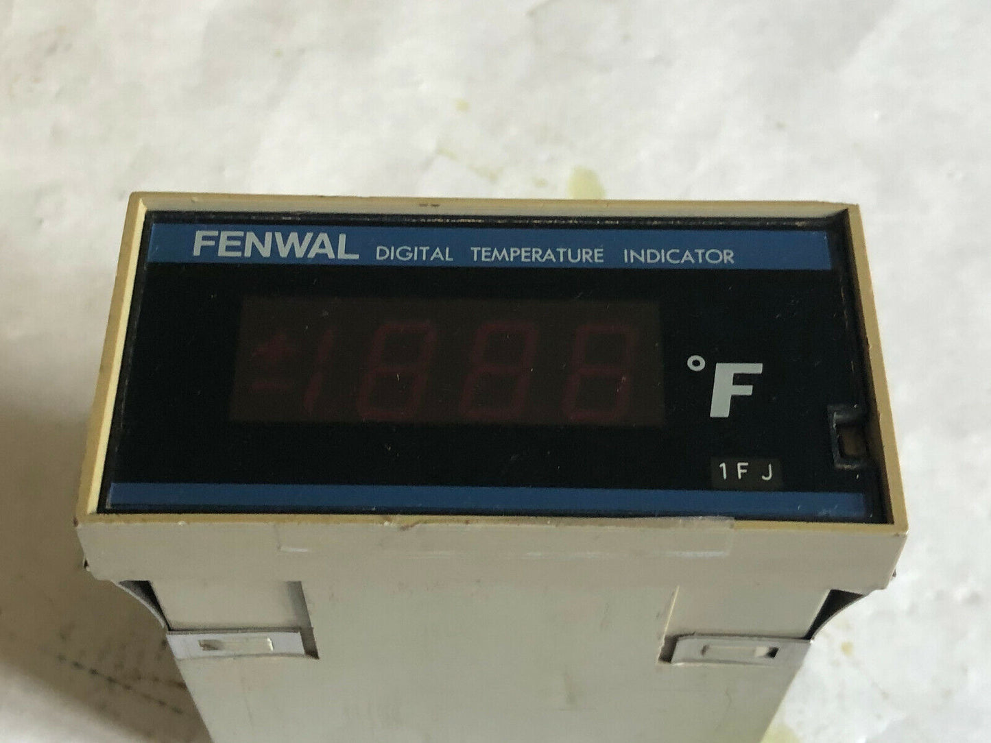 Fenwal 1F J Digital Temperature Indicator,Bp