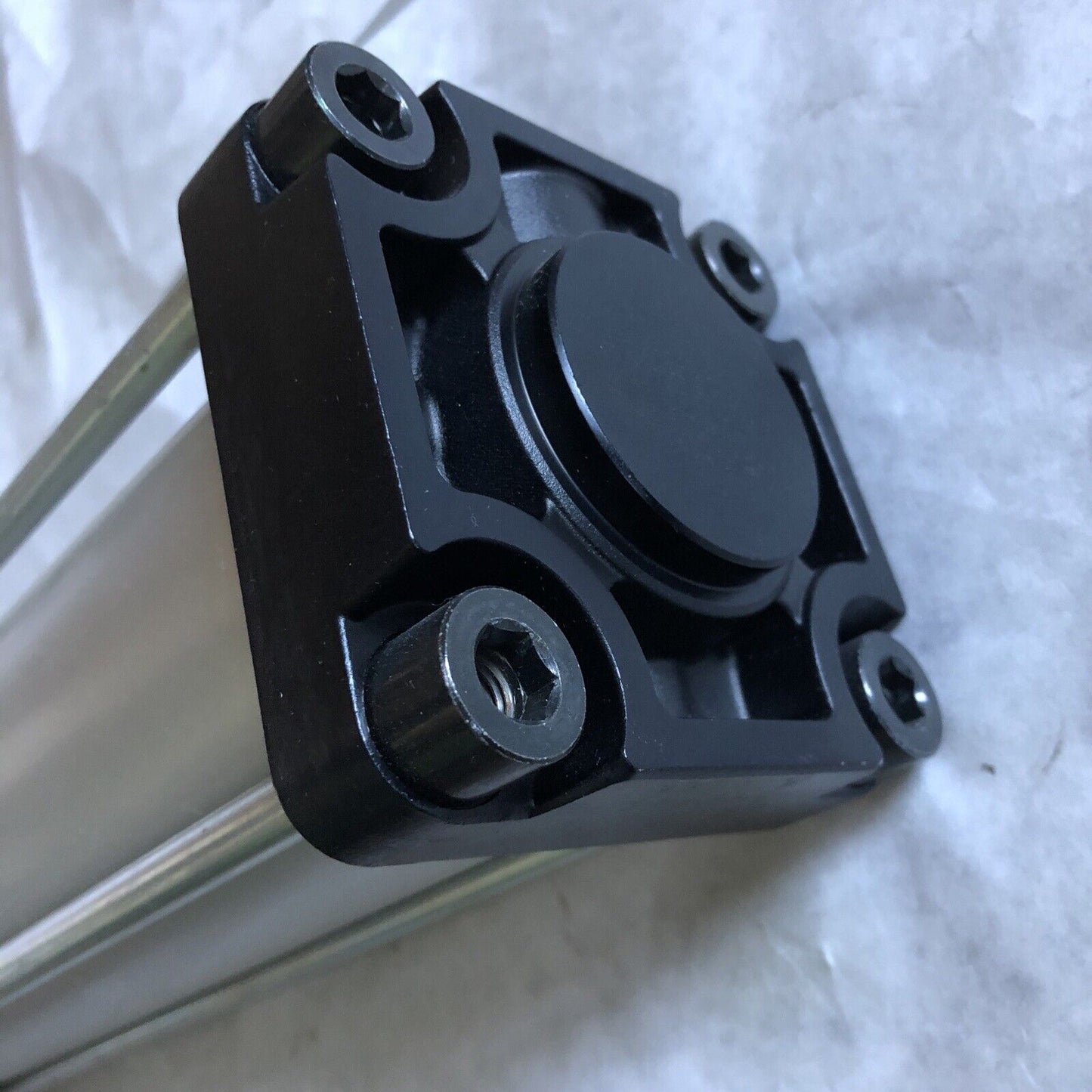 New Smc C92ladb80-280D Pneumatic Cylinder With C92la80-Da Lock,Bb
