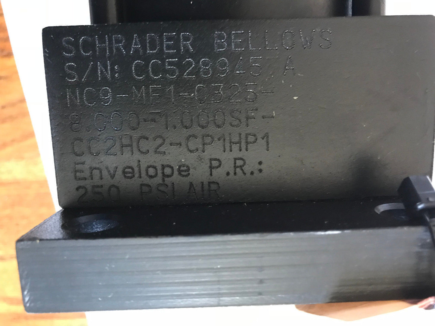 Schrader Bellows Nc9-Mf1-03252 Cylinder Nc9-Mf1-0325-8.000-1.000Sf-Cc2hc2-Cp1hp1