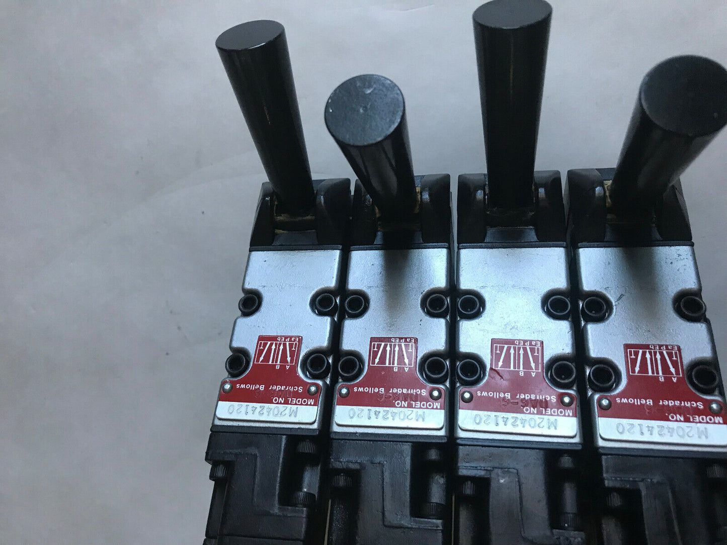 Schrader Bellows Da6-6 Valve Mainifold,Lever Operated 1/4" Npt M20424120,Sd