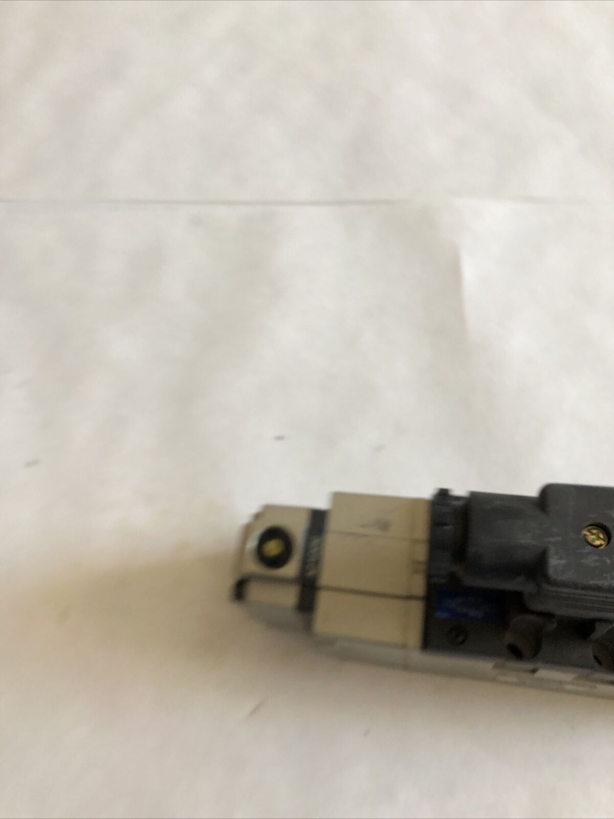 Smc Vp7-8-Fg-D-1N Pneumatic Double Solenoid Valve Vp7-8-Fg-D Ac100v,Dg