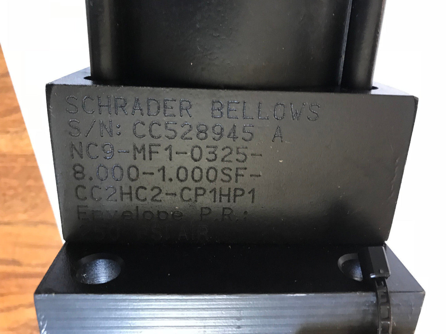 Schrader Bellows Nc9-Mf1-03252 Cylinder Nc9-Mf1-0325-8.000-1.000Sf-Cc2hc2-Cp1hp1