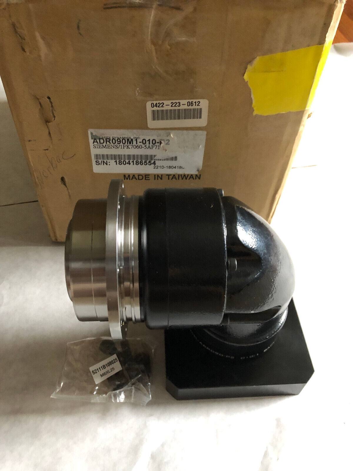 Apex Adr090-P2 010:1, Adr090-010-P1 Planetary Gearbox 4 Siemens 1Fk7060-5Af71,Ak