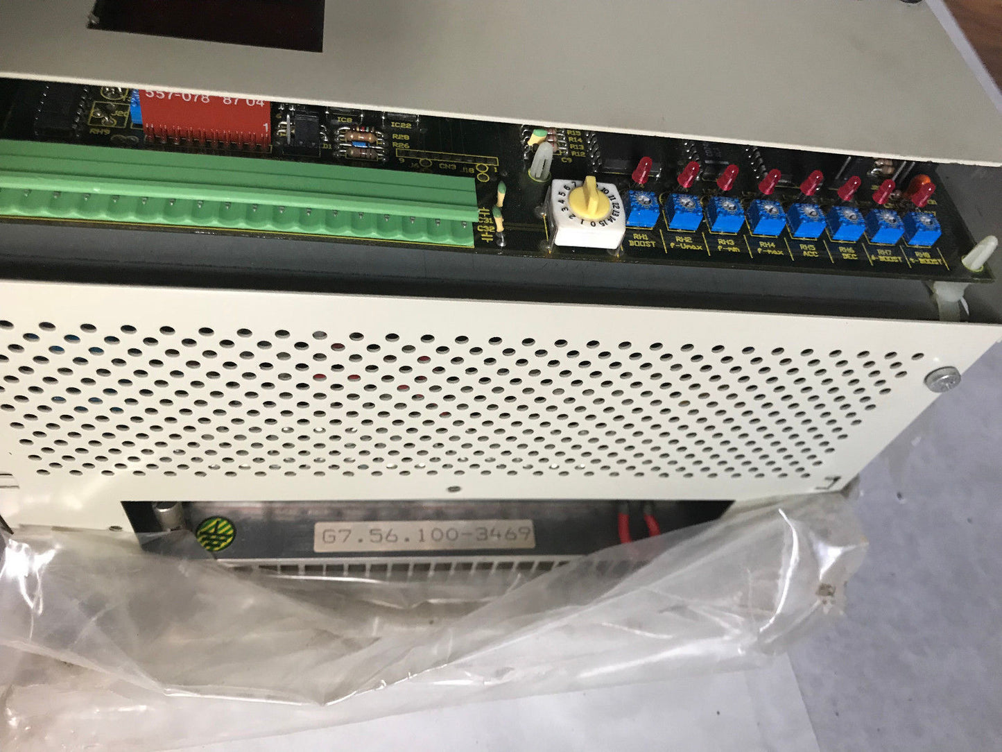 New Keb Combivert G7.56.100-3469,380/460V Current 2,7 Max,Keb G7 56 100 3469,Aj