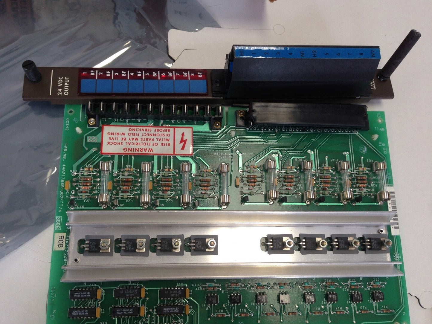 New Ge Fanuc Ic600yb908b 24Vdc 2Amp Ge Fanuc 44A717666-002 , 44A717529-G02,Fm