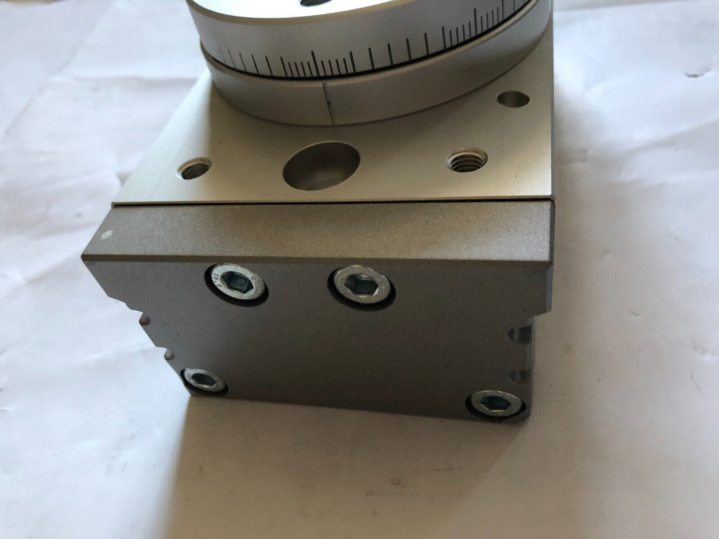 New Smc Msqb100r-M9pwv-Xf Rotary Actuator,Smc Msqb100r M9pwv Xf,Ev
