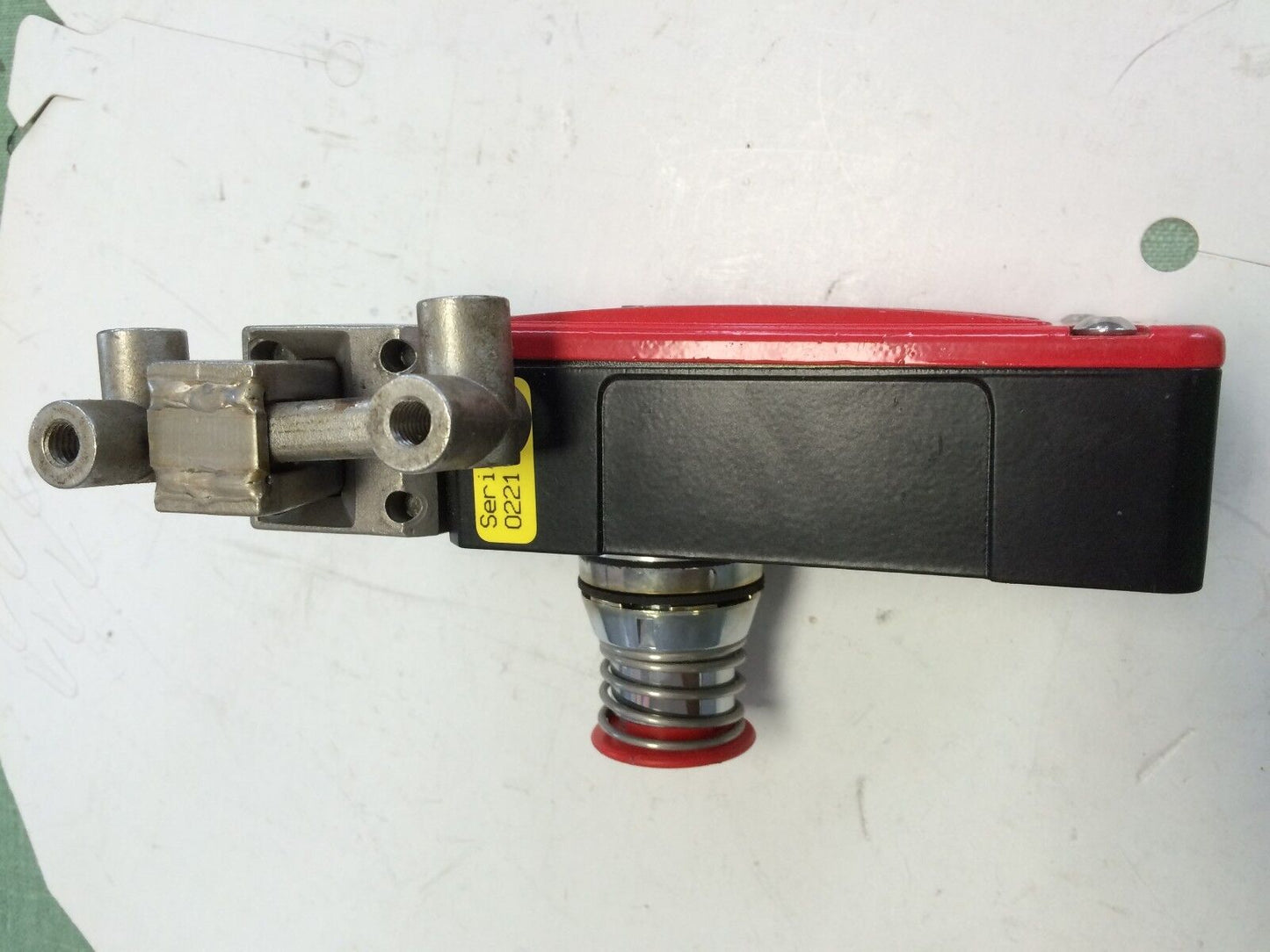 New 1/2" Npt Fortress Interlocks Autolok 4,24/110Vdc, 12W, Ac15,3A, 300Vac,Bp