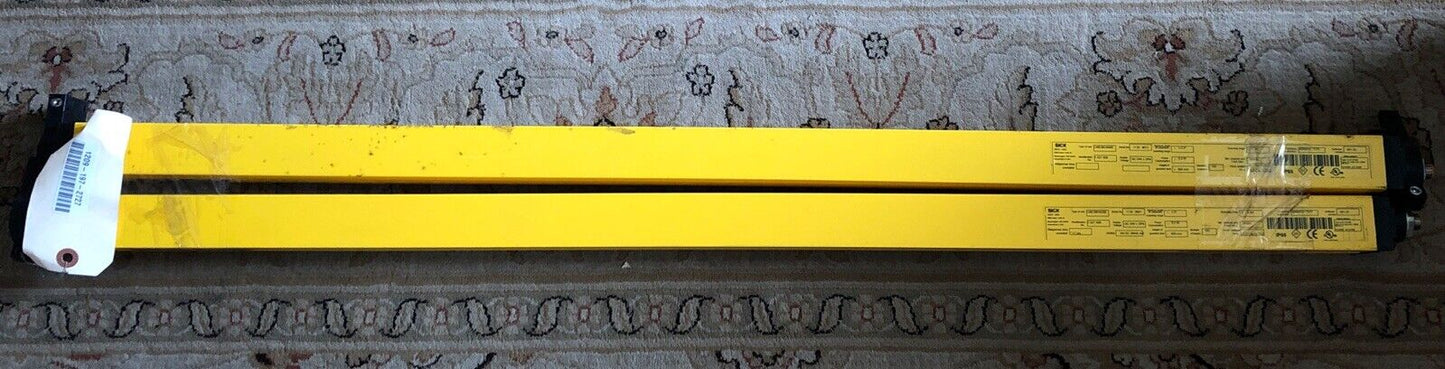 One Set Sick C40e-0901Ag300 Light Curtain Emitter & C40s-0901Aa300 Receiver,St