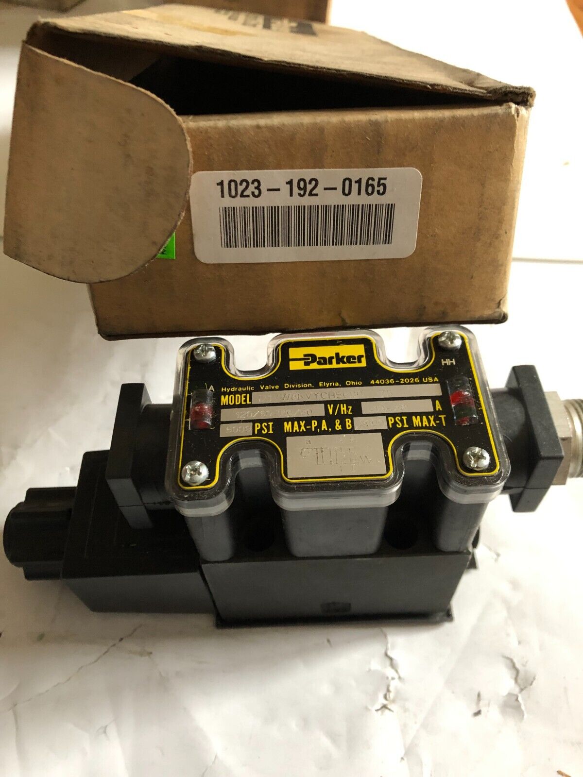 New Parker Hannifin D1vw8kvych5630 75 Directional Control Valve,Bt