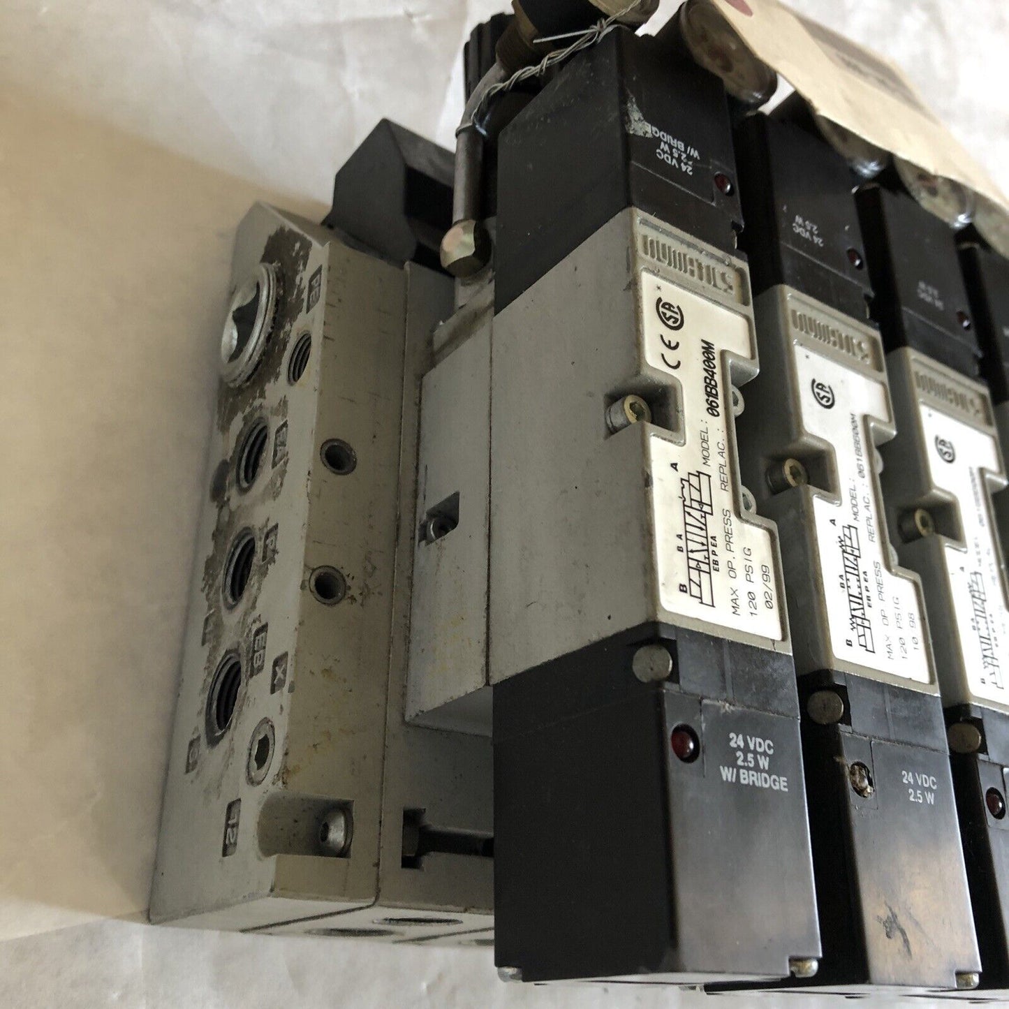 Numatics 061Bb600m,061Bb400m Solenoid Valve,062Rs715j,24Vdc 2.5W,Am