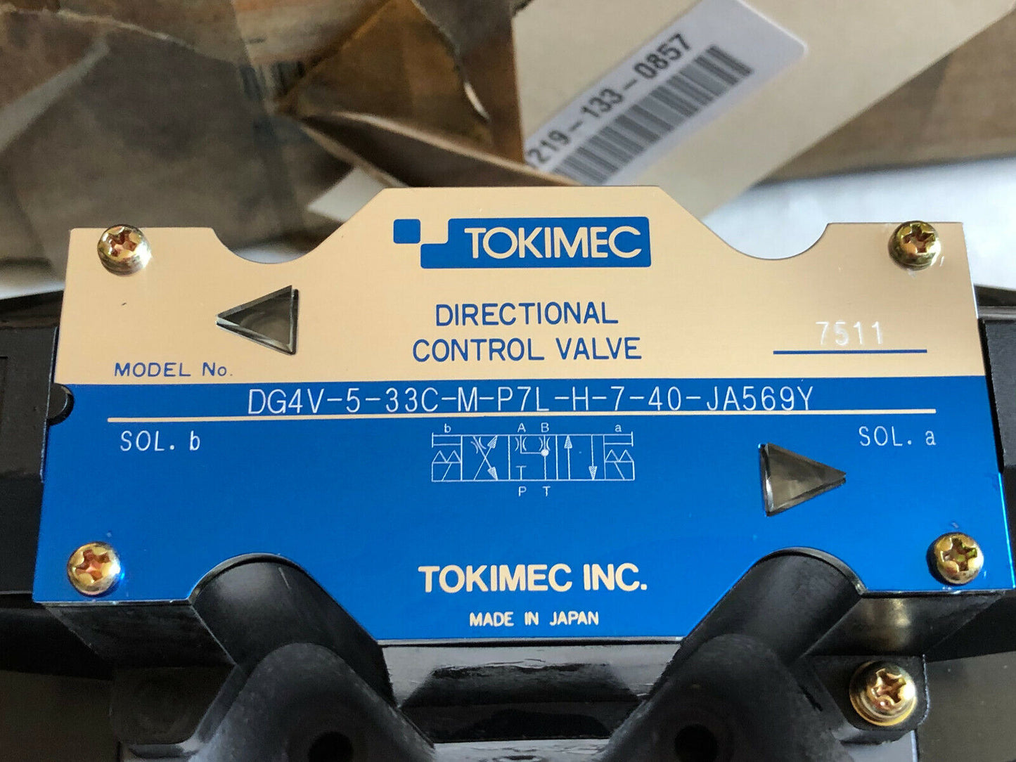 New Tokimec Dg4v-5-33C-M-P7l-H-7-40-Ja569y Directional Control Valve,Ae