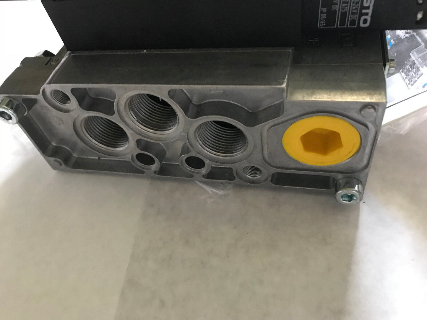 Festo 41P-2-03-Pyz-Mp4:3(M),Terminal Manifold Valve Vimp-04-D-2,Muh-Zp-D-2-24G