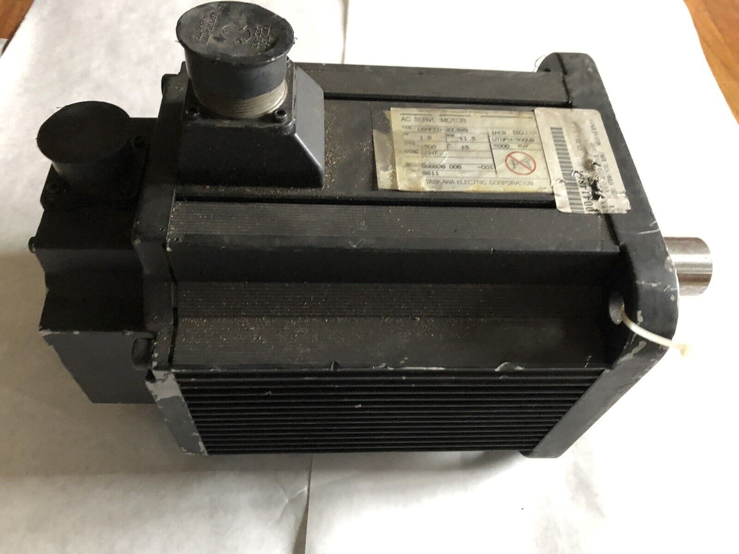 Yaskawa Usafed-20Cb2s Ac Servo Motor,1.8 Kw,1500 Rpm,15A,Al