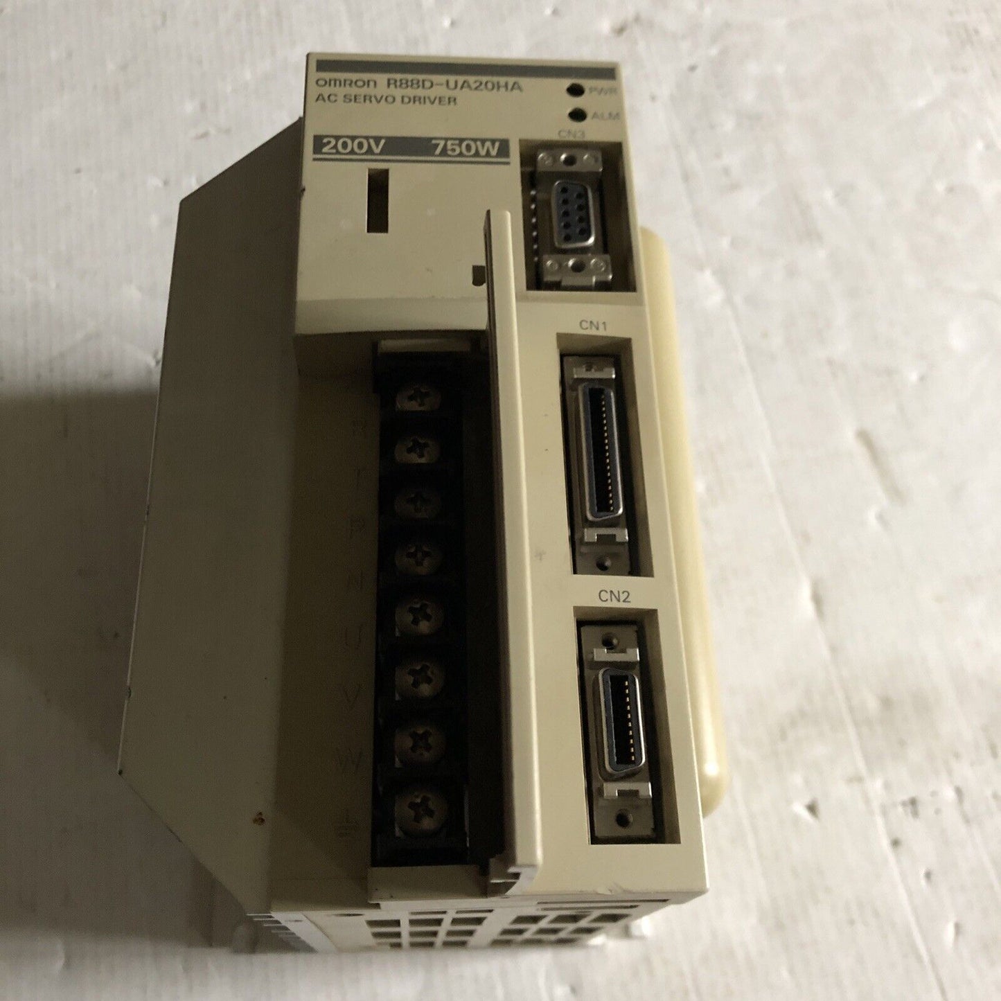 Omron R88d-Ua20ha Ac Servo Driver,Omron 200V 750W,Sa
