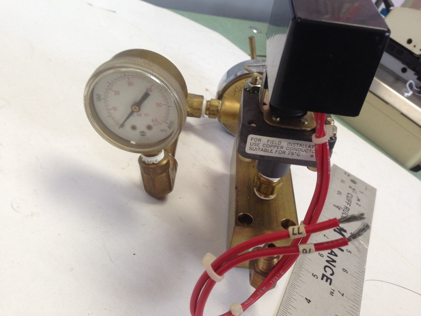 New Harris 47-50 Cr Acetelene Gas Regulator Pressure Assembly 481-0012 A,Dk