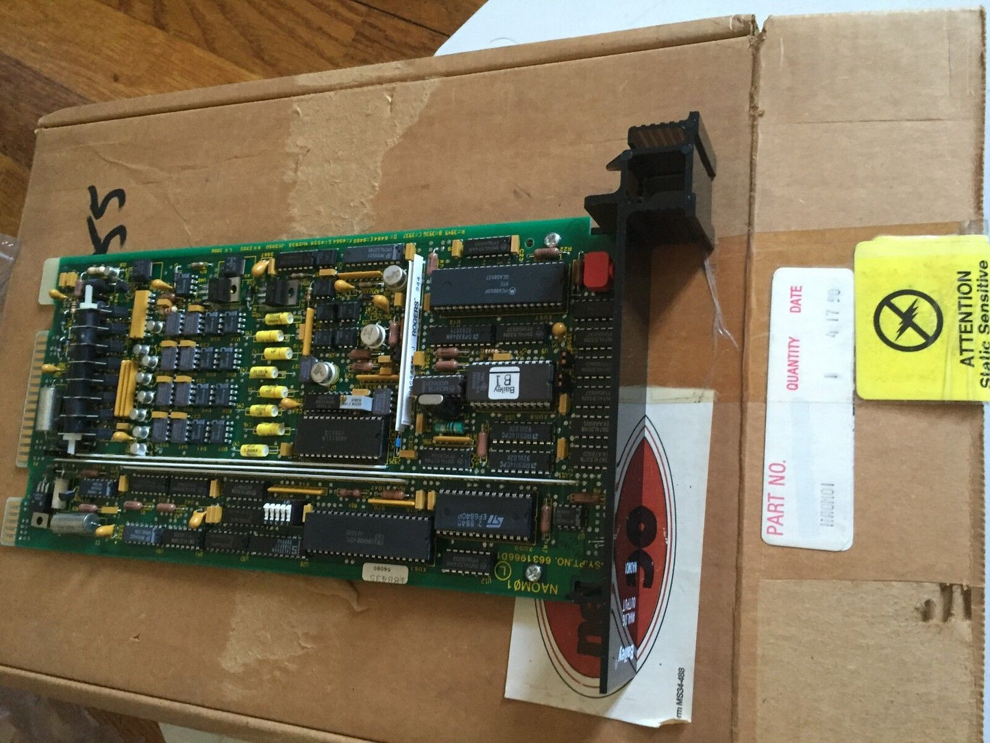 New Bailey Controls Naom-01,6631966D1,Analog Output Modulenet 90,Haom01,Bc
