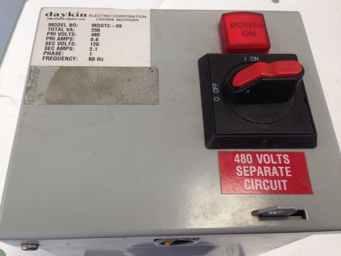 Mdgtc-09 Daykin Transformer 0.6Amp 250Va 480Vac 1 Phase 2.1 Amps,Av