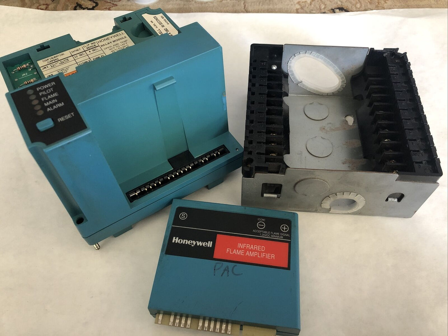 Honeywell Rm7800l1012,Relay Module,R7848a1008,Q7800b1003,St7800a1062,Db