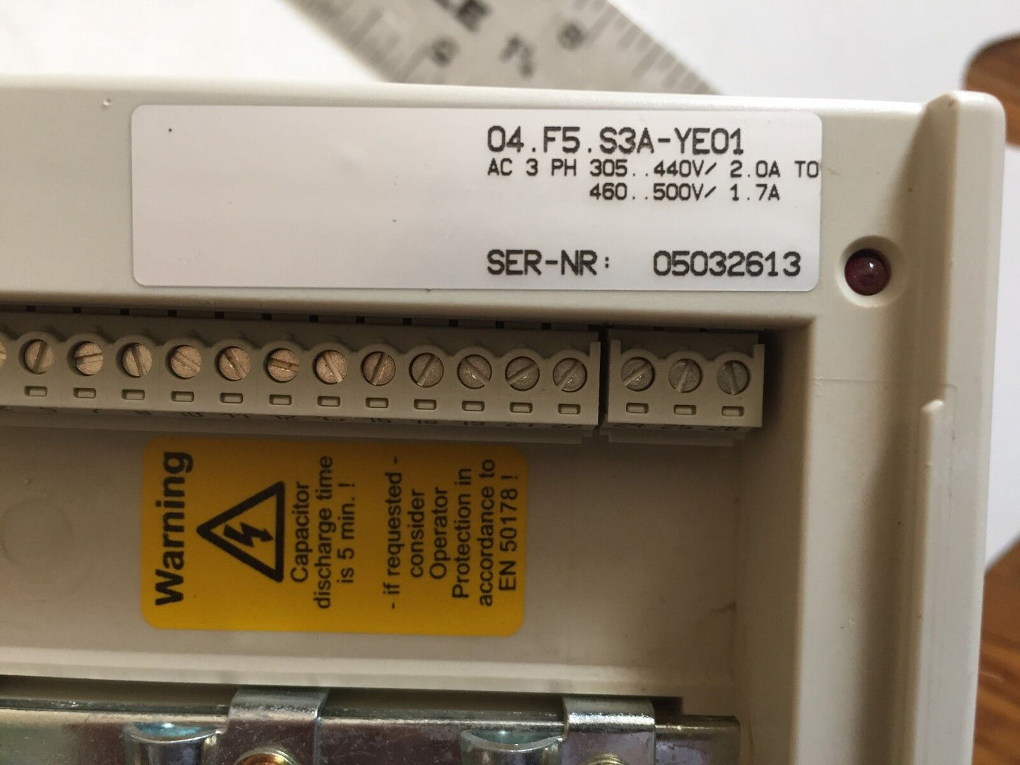 Kebco 04.F5.S3a-Ye01 Drive Inverter 300-500V 1.2-2.0Amp 50/60Hz 3Ph,Dd