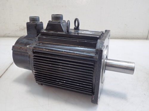 Sanyo Denki 61Bm120bxat0 Ac Servo Motor,1.3Kw,8.5A,Ac 200V,61Bm120 Bxat 0,Bi