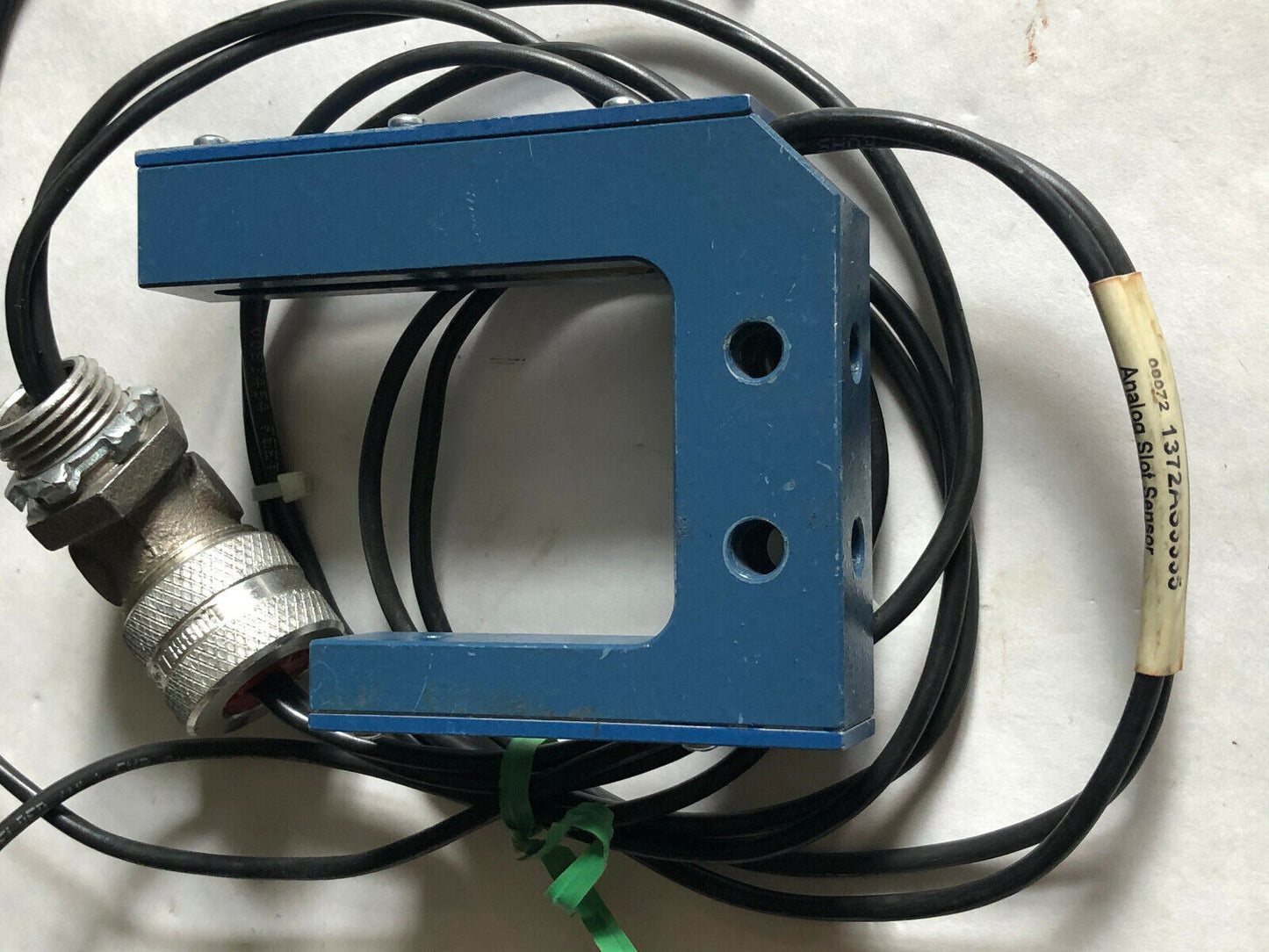Cutler-Hammer 1372As3335 Eaton Photoelectric Analog Slot Sensor,Si