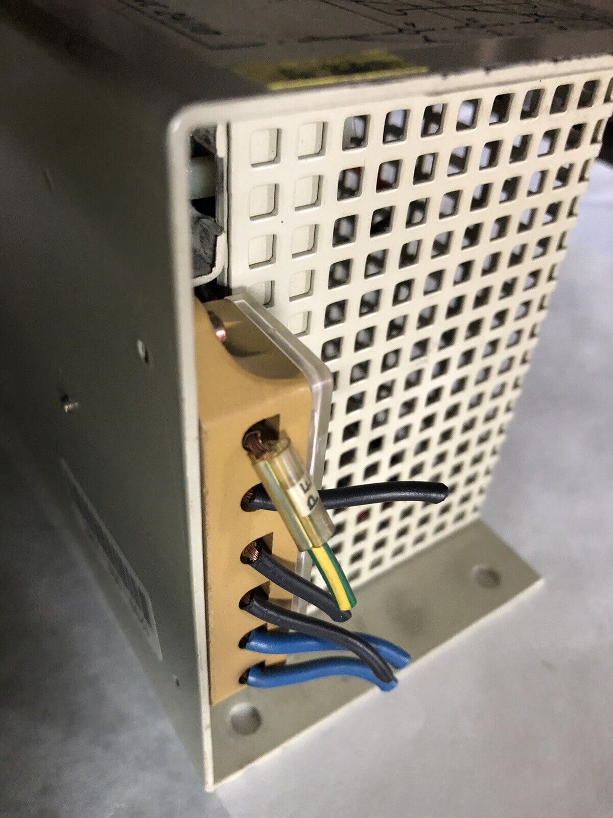 Siemens Twc 24/10 Power Supply, 220/440 V, 24 V, 3X380/415/440V 50Hz,24V/10A,Bs
