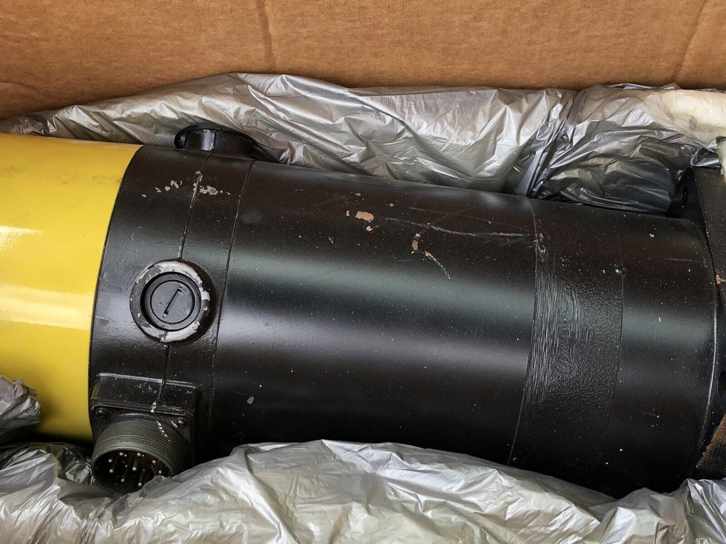 Fanuc M-321065 Dc Servo Motor, Shaft Diameter: 1-1/2",Ci
