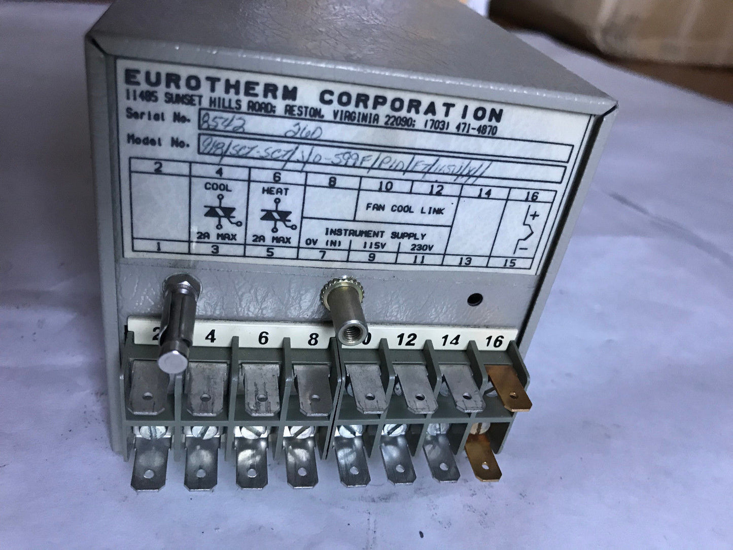 Eurotherm 918 Temperature Controller 918/Sct-Sct/J/0-599F/P1d/Ft/115V/X/1 Count
