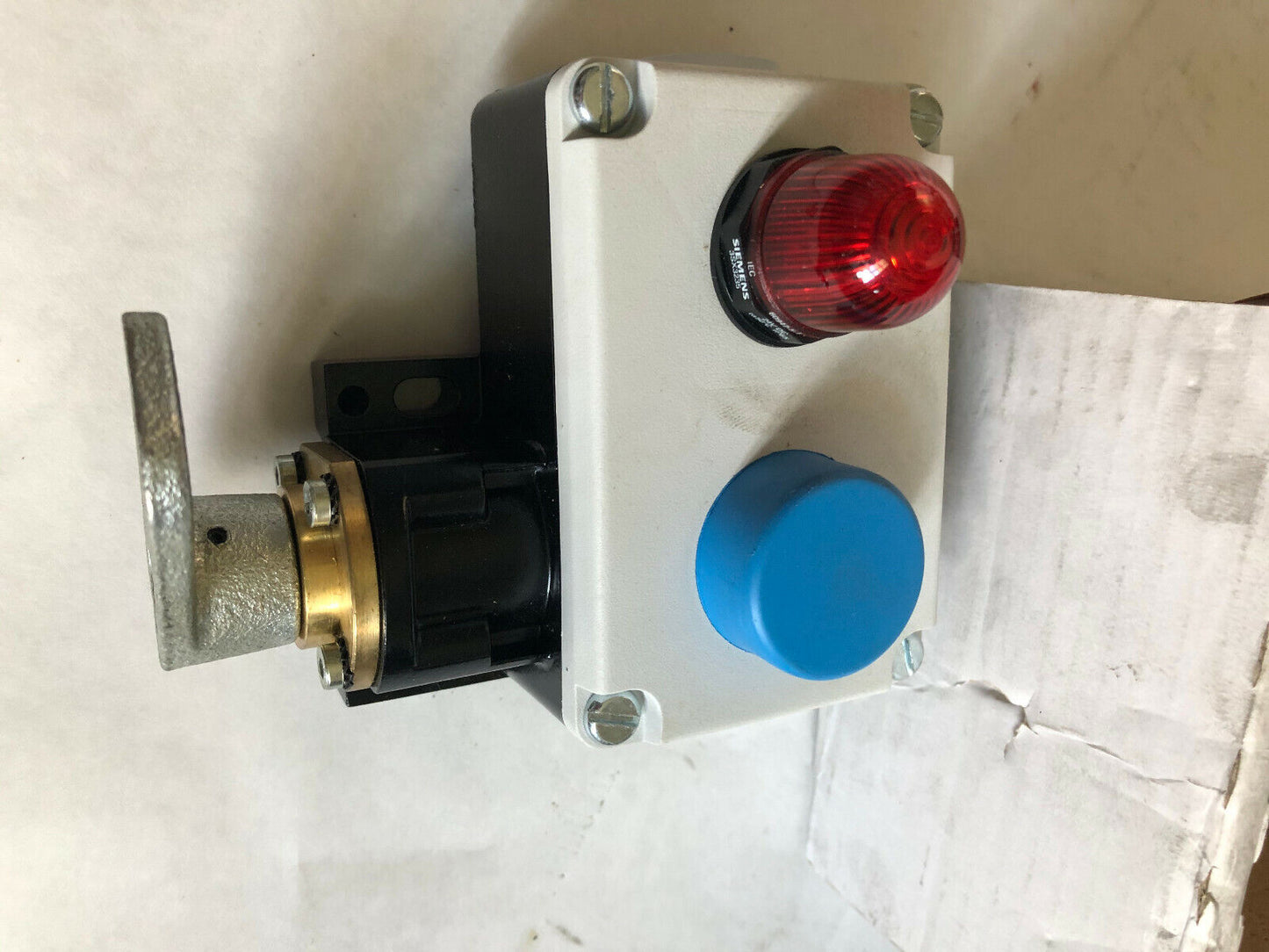 New Siemens 3Se7 160-1Bd04-0As4 Limit Switch 3Se71601ae000as5,Ak