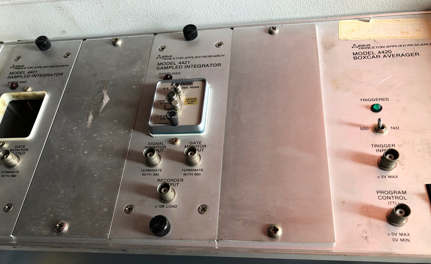 Eg&G Parc 4420,Eg&G 4420 Boxcar Averager,4421 Sampled Integrators,Ch