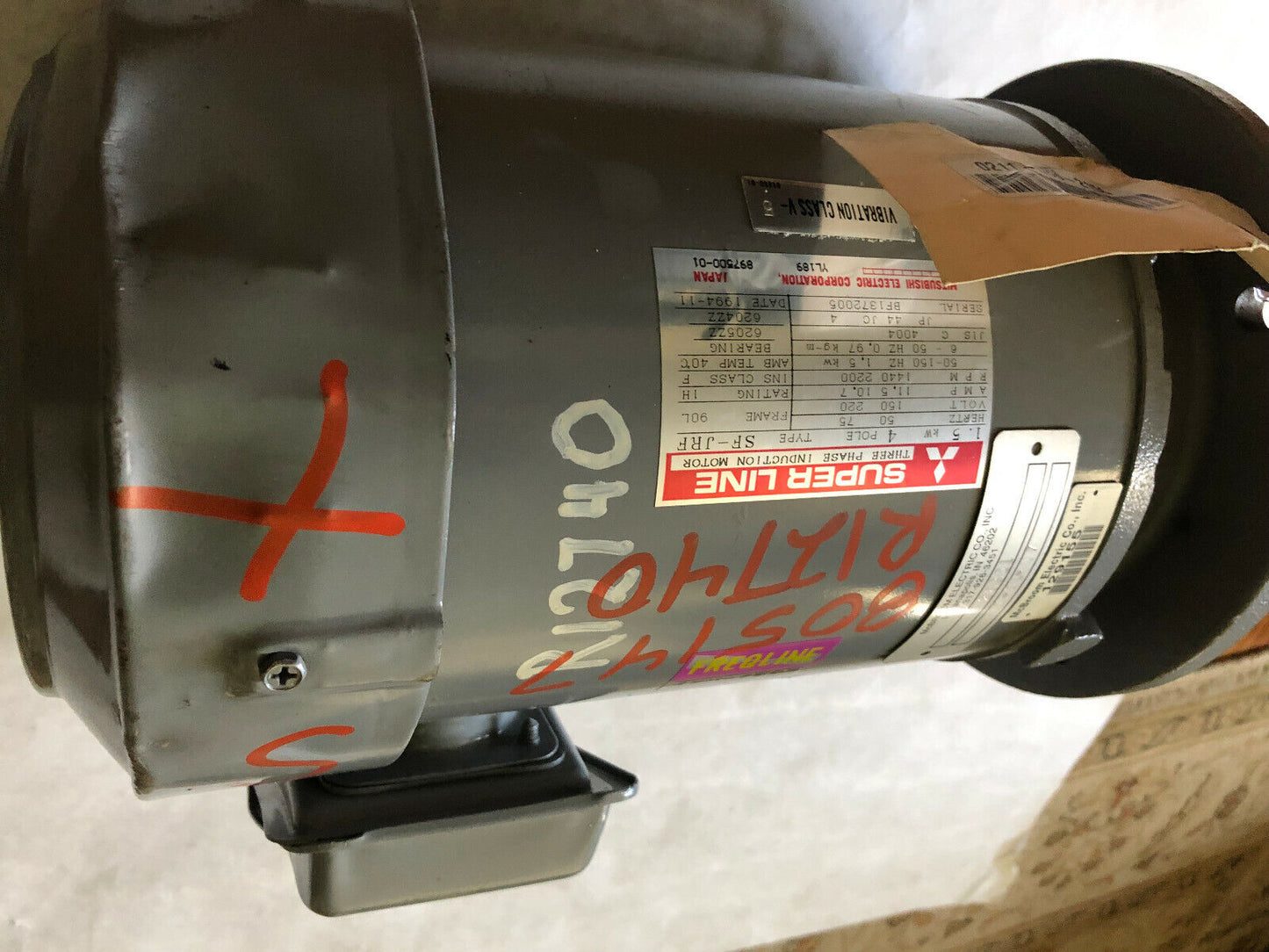 Mitsubishi Sf-Jrf Superline Three-Phase Induction Motor,1.5Kw,4-Pole,070194,Se