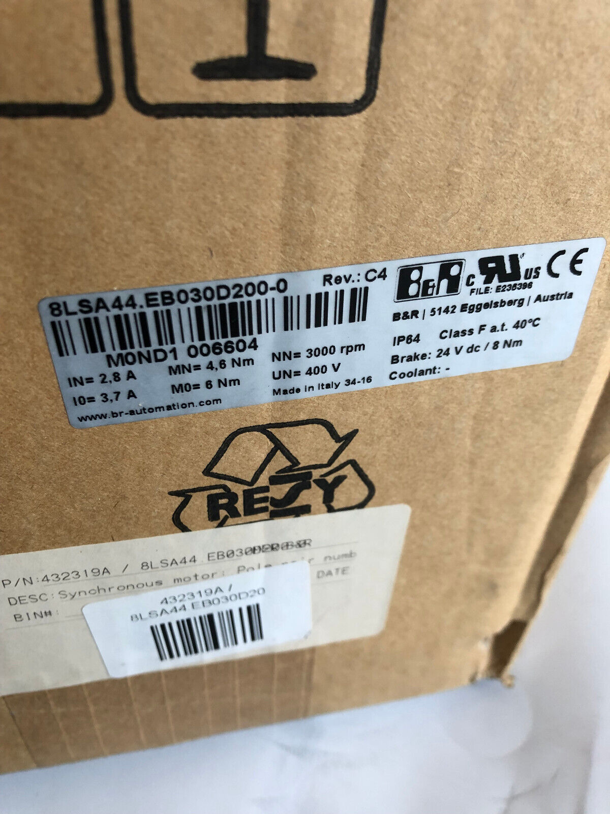 New B&R 8Lsa44.Eb030d200-0 Synchronous Servo Motor,M0nd1,3000Rpm,400V,Aa