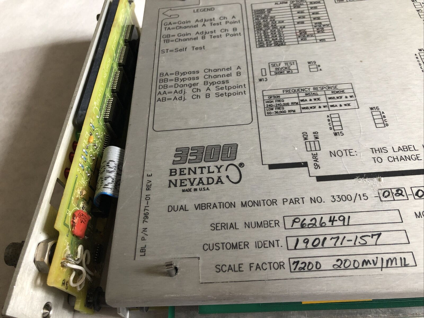 Bently Nevada 3300/15-02-01-00-01-00-00,3300 Dual Vibration Monitor,3300/15,Fr
