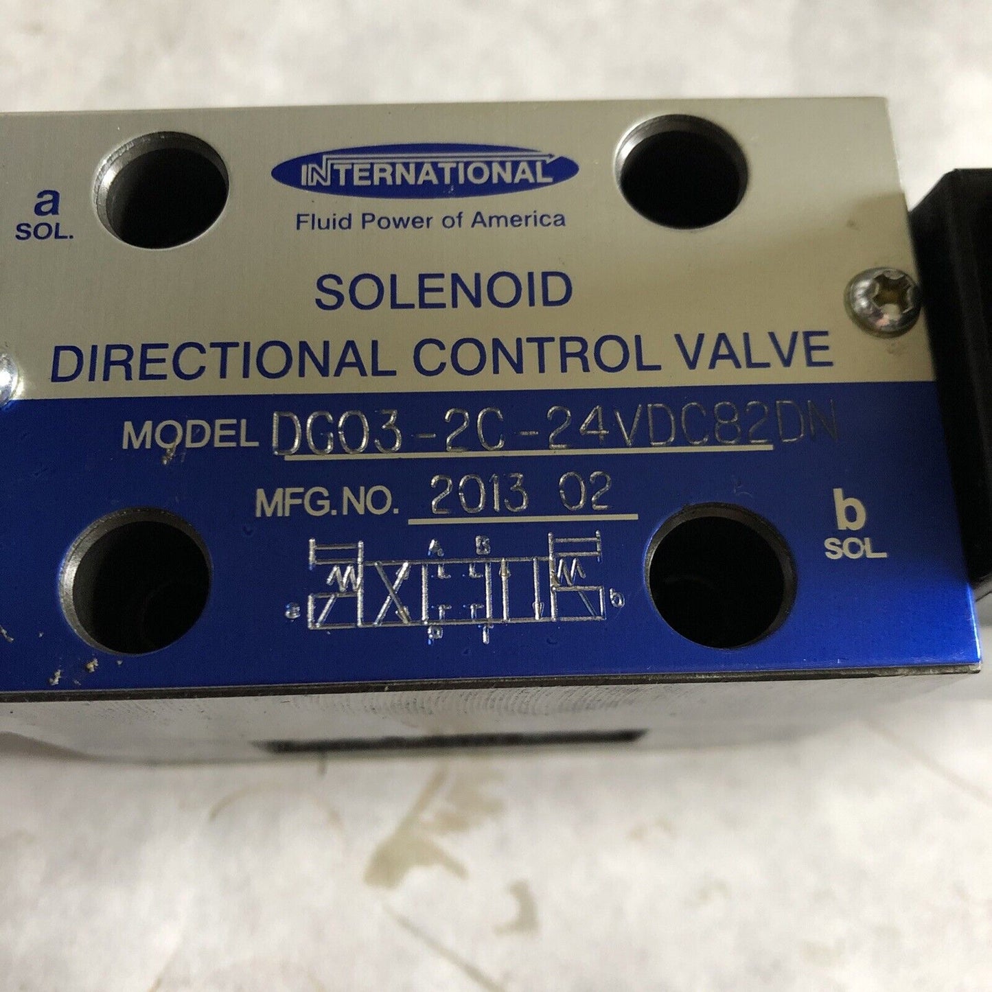 International Dg03-2C-24Vdc82dn, Dg032c24vdc82dn Solenoid Directional Valve,Ap