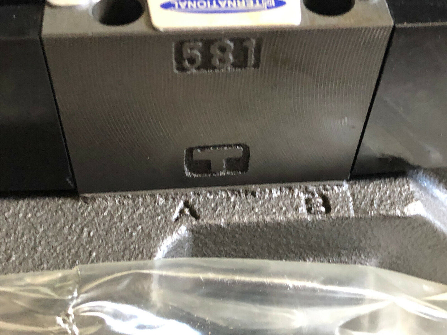 New International Dg03-6C-115Vac72dn,Dg08-Oc-E-10 Solenoid Hydraulic Valve,Hk