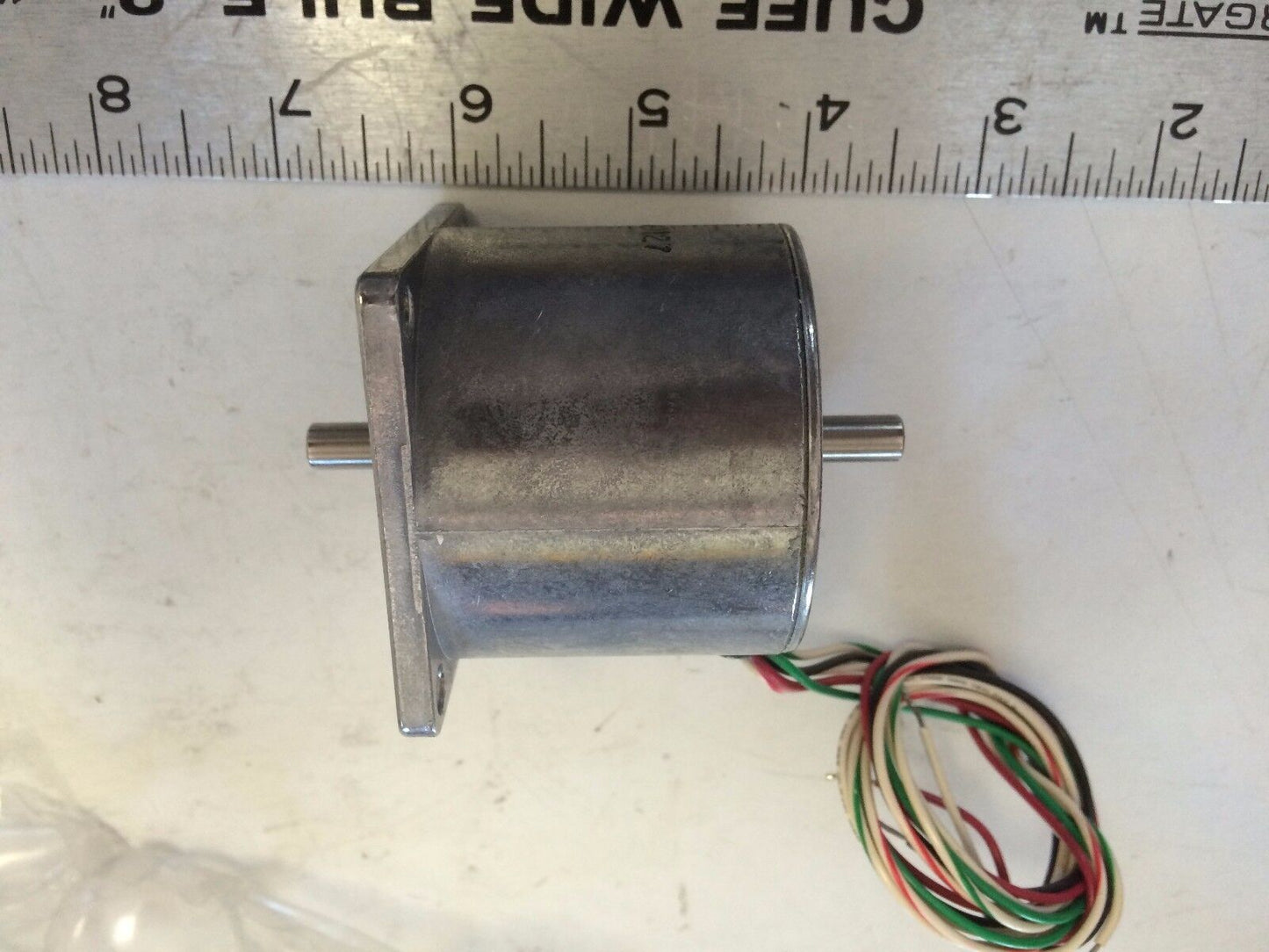 New Rapidsyn 23E-6146B Division Stepper Motor 28Vdc 0.21Amps , Ec