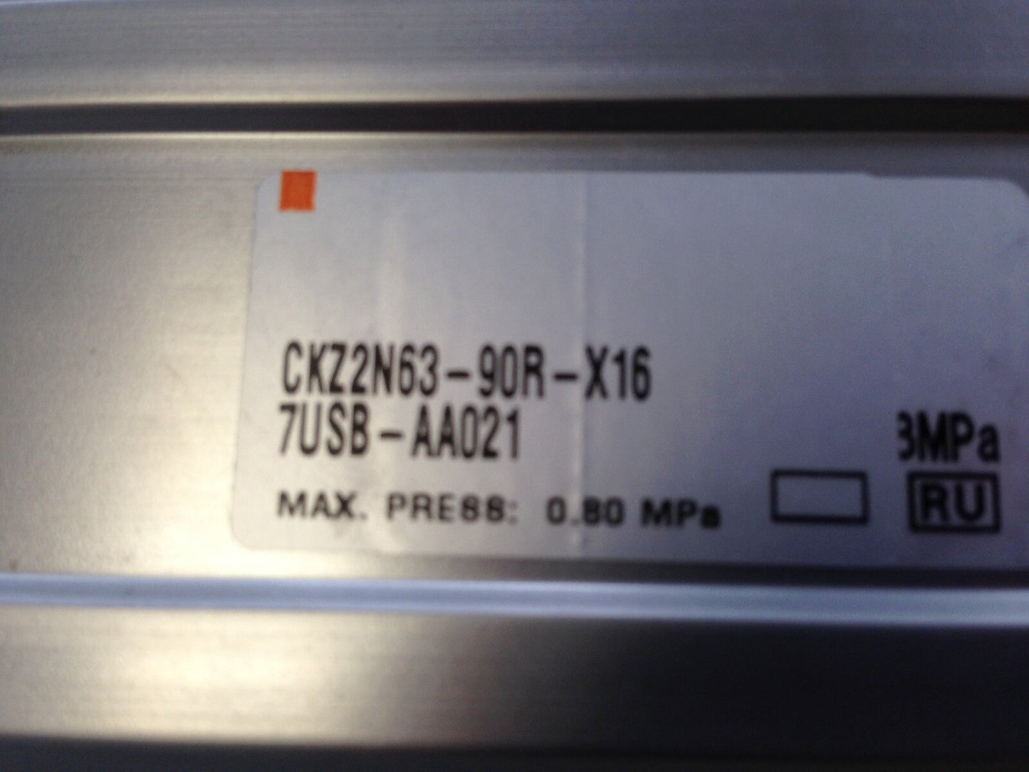 New Smc Ckz2n63-90R-X16 7Usb-Aa021 Pneumatic Clamp Cylinder, 63Mm-Bore,Bk