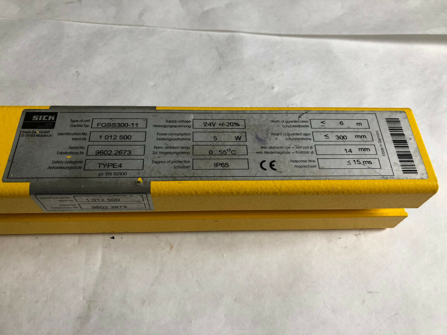 Sick Fgss300-11, 1 012500 Maihak Light Curtain Sender 24V +/-20% 4W,Bw