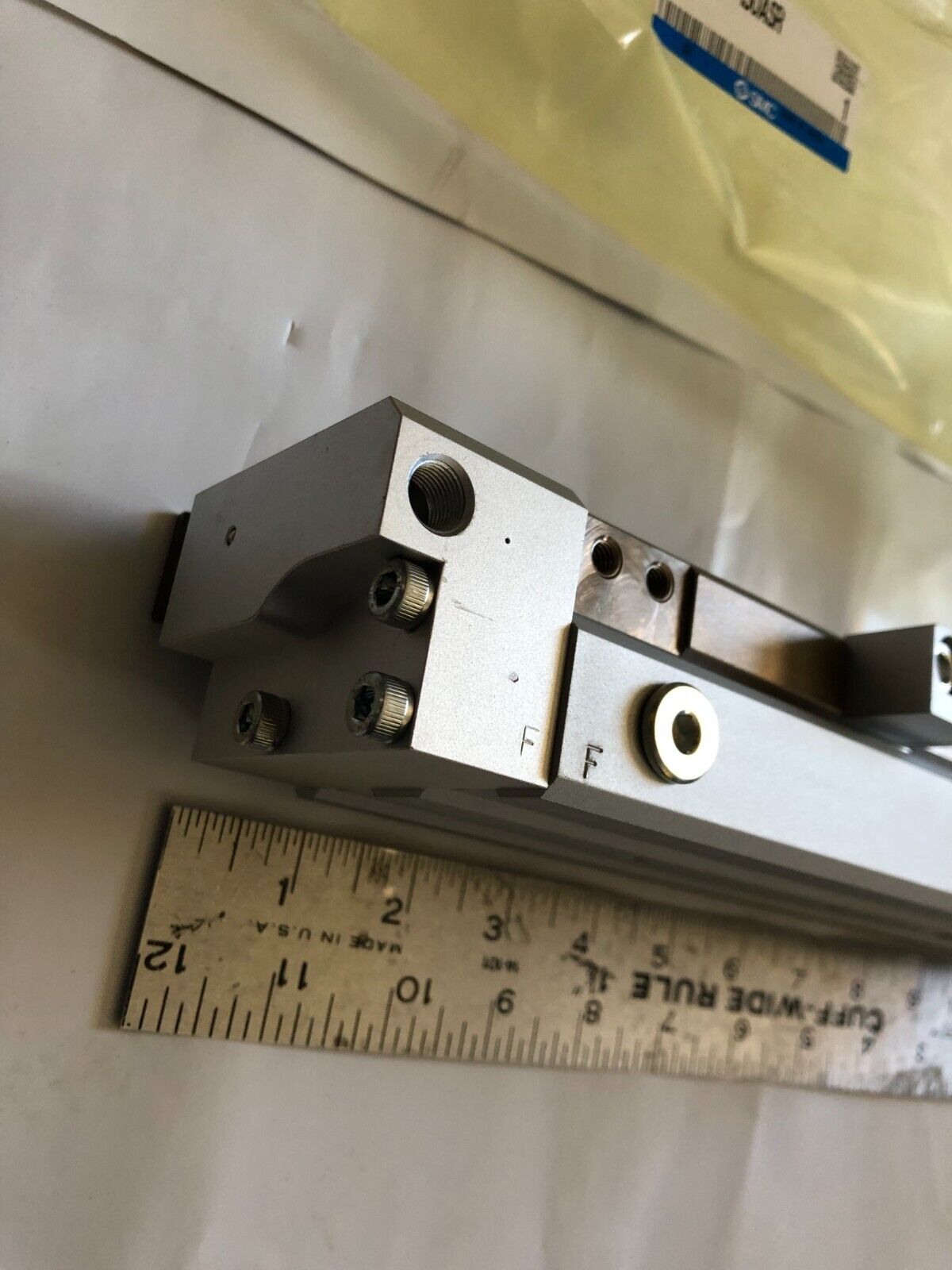 New Smc Mxq20tf-150Asr Pneumatic Slide Table / Guided Cylinder,Mxq20tf 150Asr,Bt