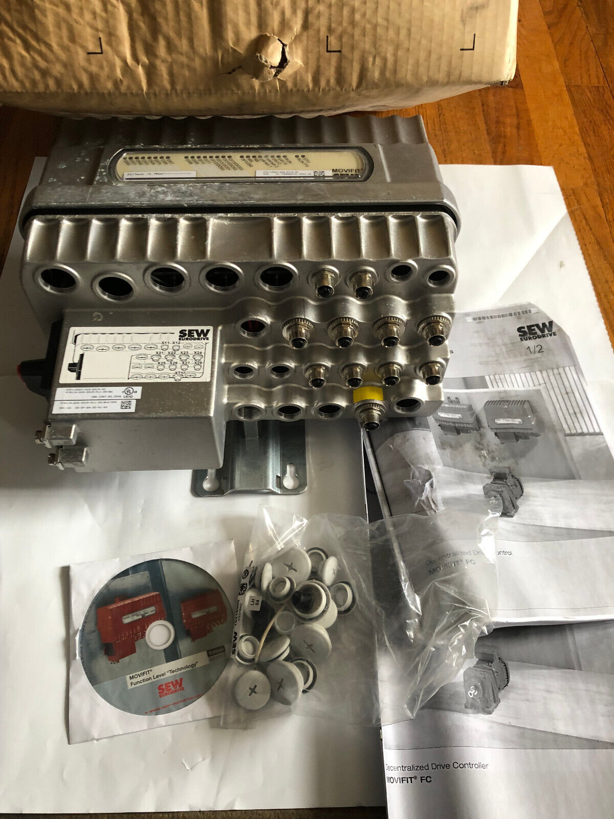 New Sew Eurodrive Mta11a-503-S523-M11-00/Bw2/00S Movifit Inverter Drive,Ao
