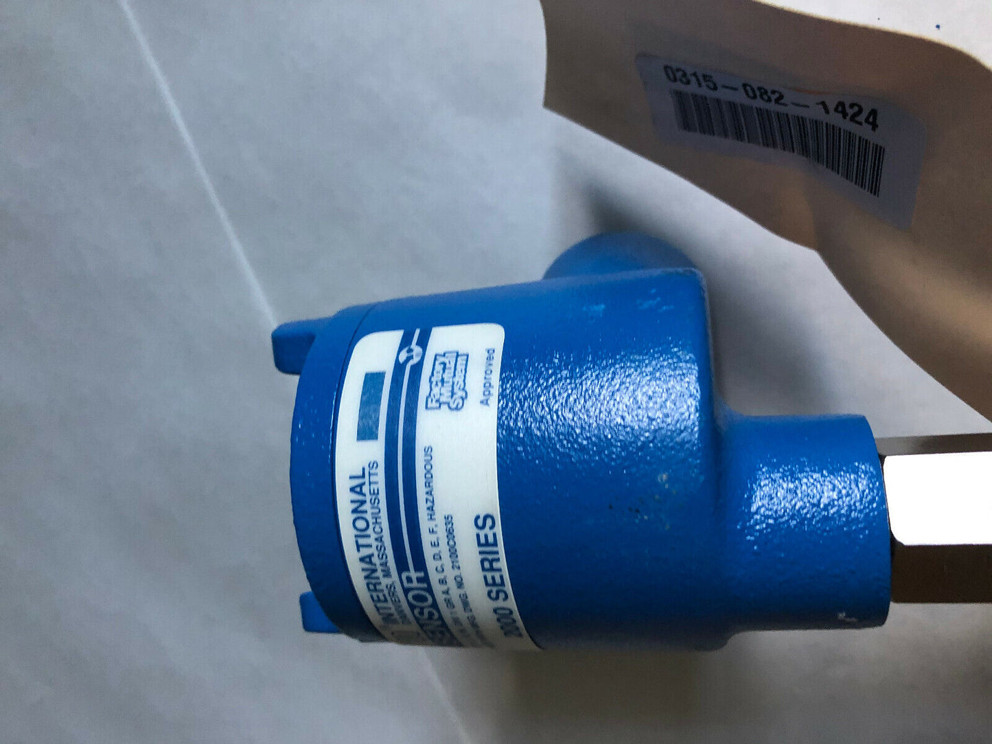 New Auburn 2000 Series Auburn 2100C0635,2240B0769 Triboflow Sensor,Se