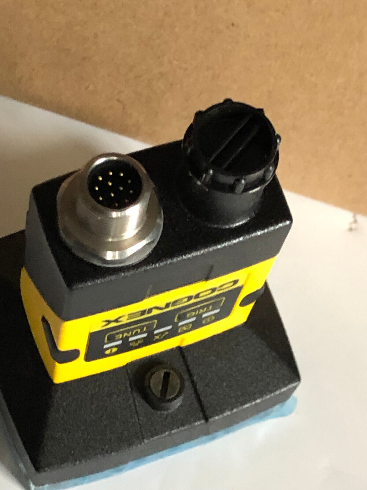 New Cognex Is2000c-130-40-125 In-Sight Vision Sensor Camera 825-10499-1R 01,Eb