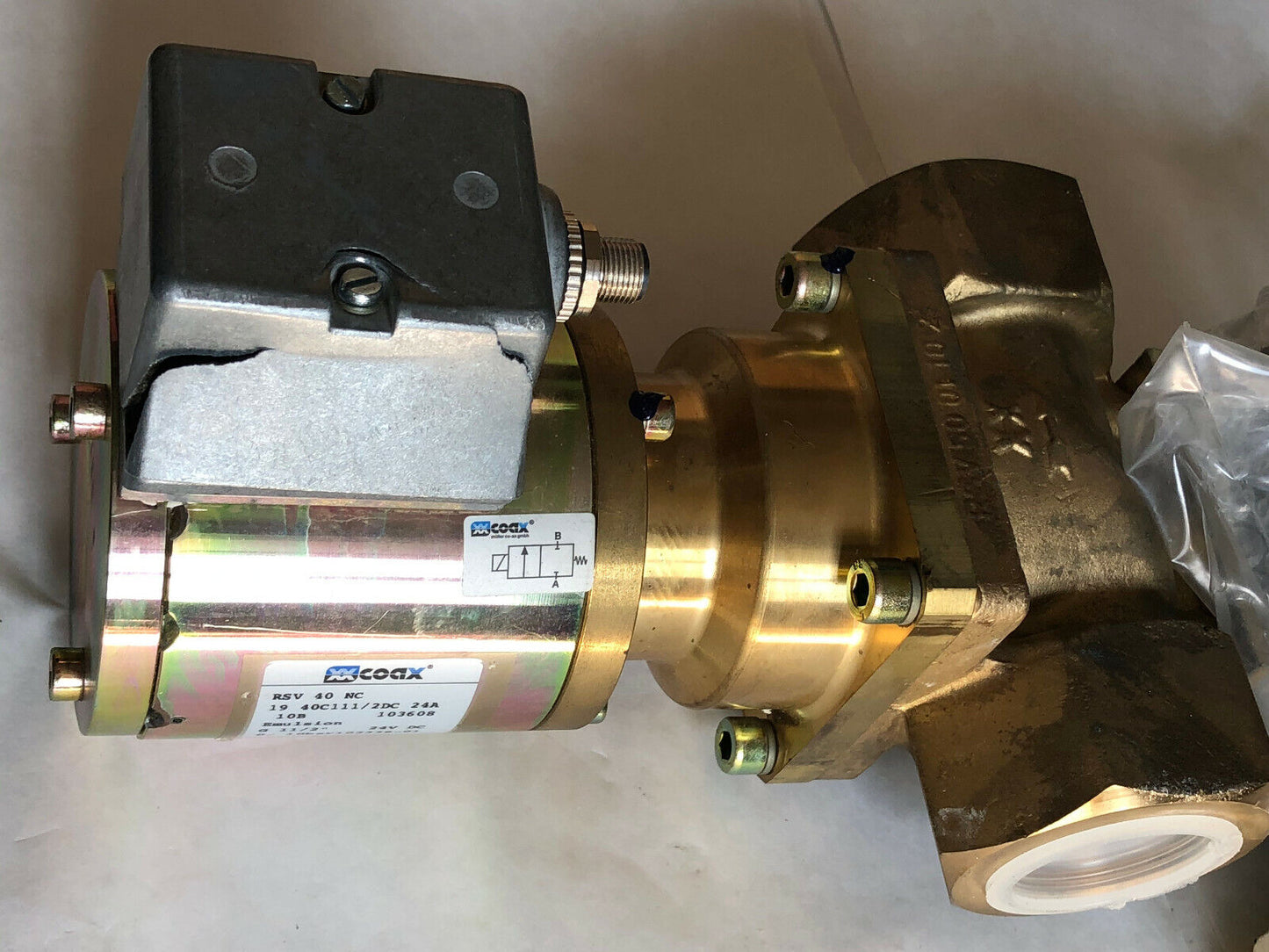 1-1/2 Npt Coax Rsv 40 Nc 19 40C111/2Dc 24A,Co-Ax Rsv402c110vvb11/2T20xb,Valve,Ex