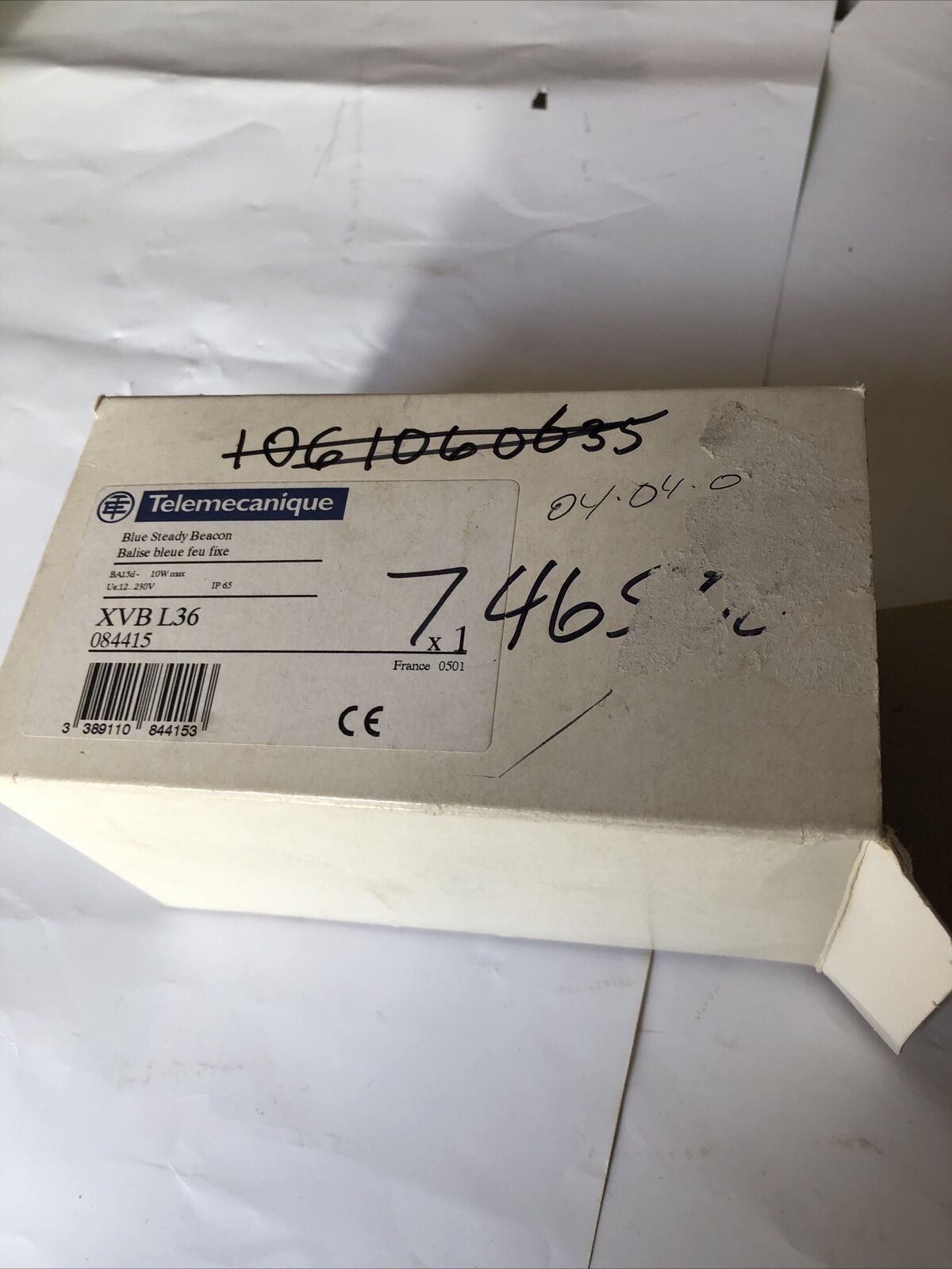New Telemecanique Xvbl36 Blue Steady Beacon Ba15d10w Max. Ue:12...230V,Db
