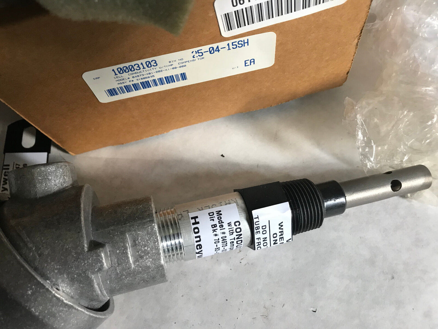 New Honeywell 04973-X01-202-X1-00-000,367861 Cell Sensor,Conductivity Cell,Eo