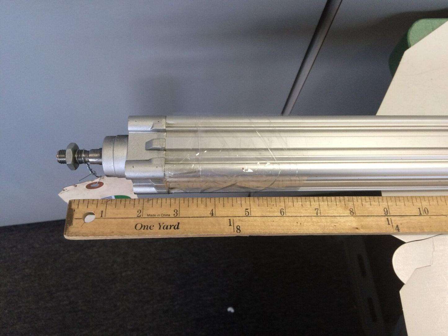 New Festo Dnc-32-320-P-A-S2 Pneumatic Cylinder,32Mmbore,320Mmstroke 1/8"Npt,Bb