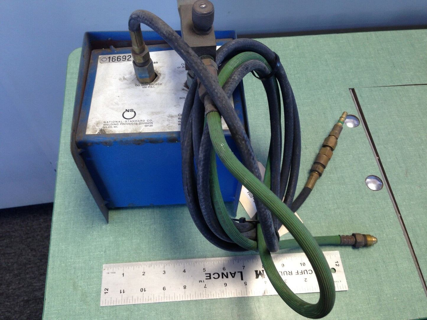 National Standard 16692 Inert Gas Control No Key, 100-Psi Npt 1/4",Hf
