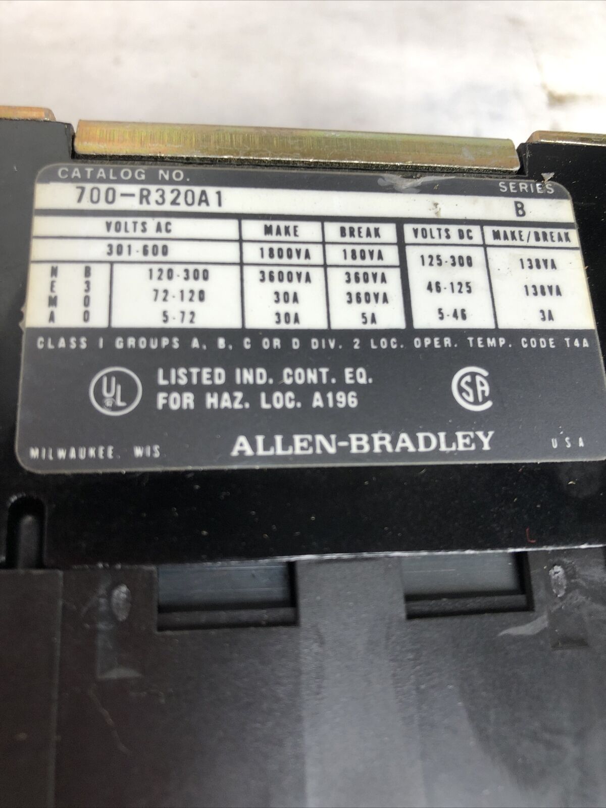 Allen Bradley 700-R320a1 Industrial Electrically Relay,Bul. 700 Type R,Ff