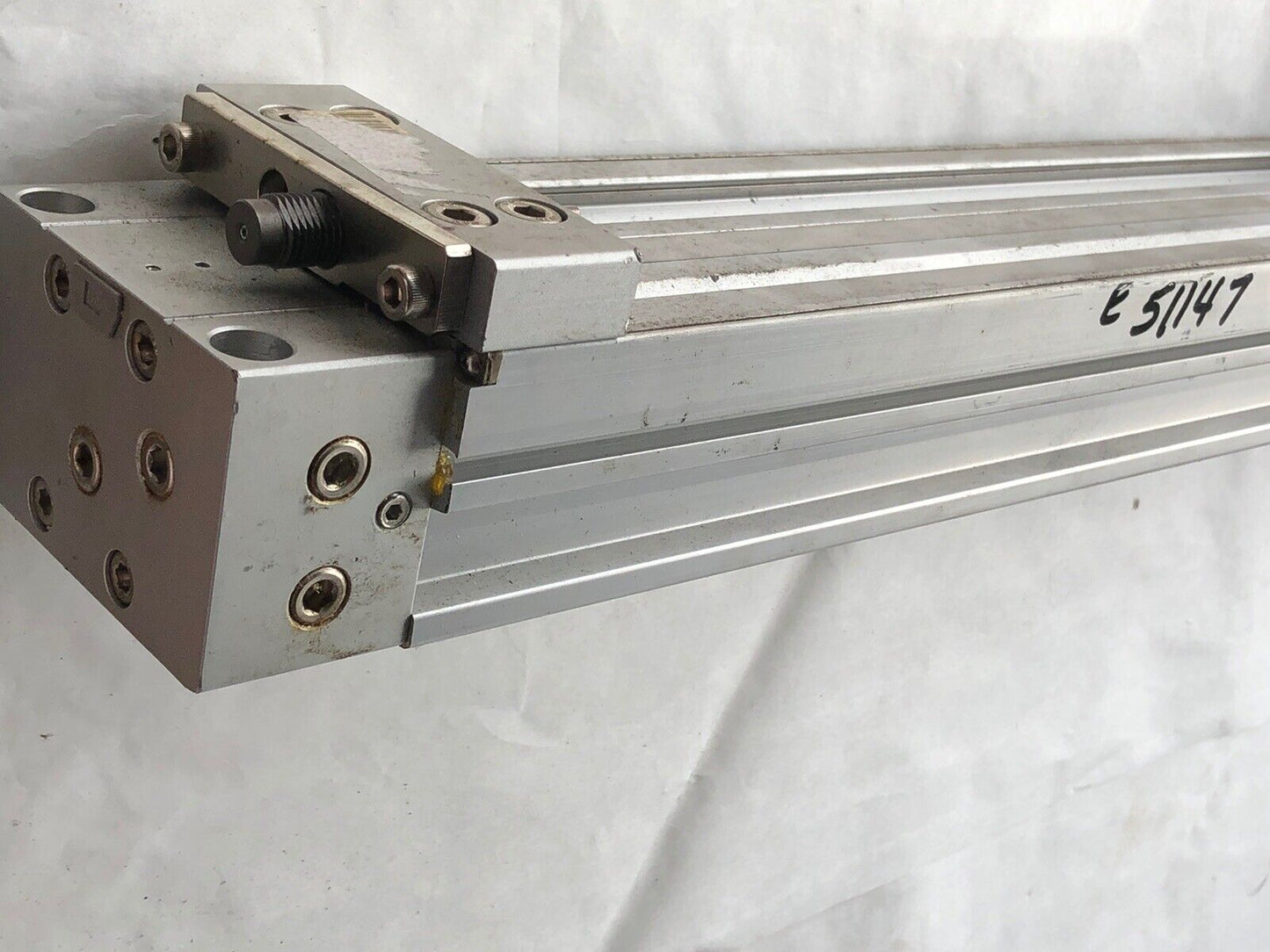 New Smc My1c40g-500L Pneumatic Linear Actuator, 500Mm Travel Myic40g-500L,Ao